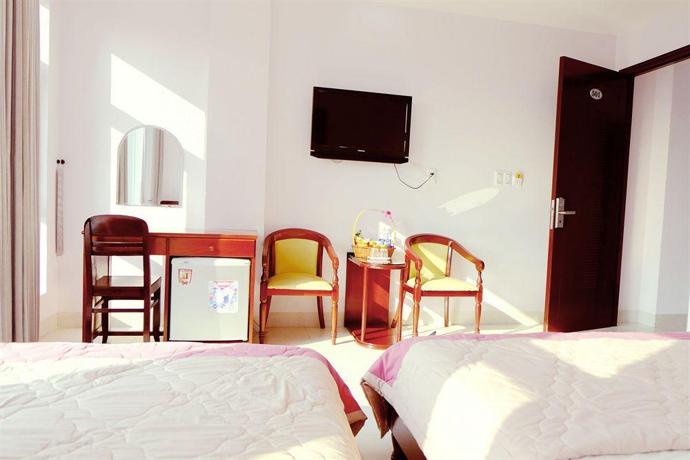 Fulmar Hotel Da Nang Bagian luar foto