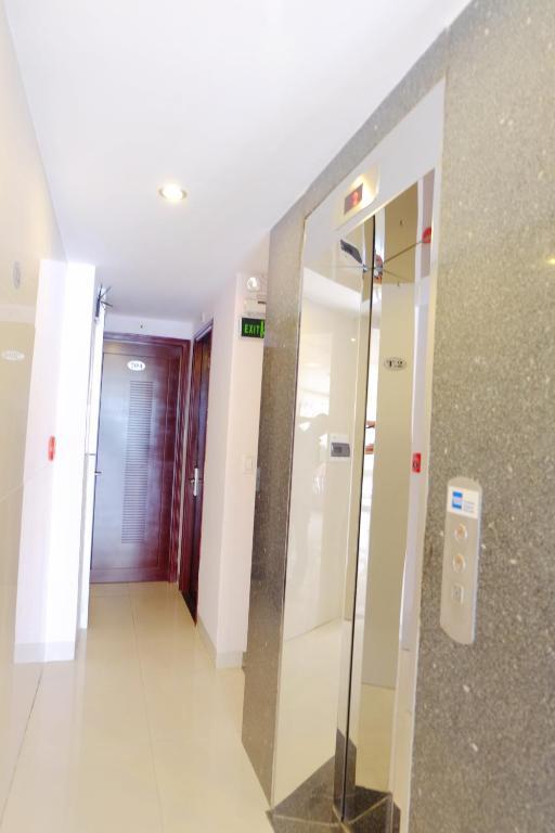 Fulmar Hotel Da Nang Bagian luar foto