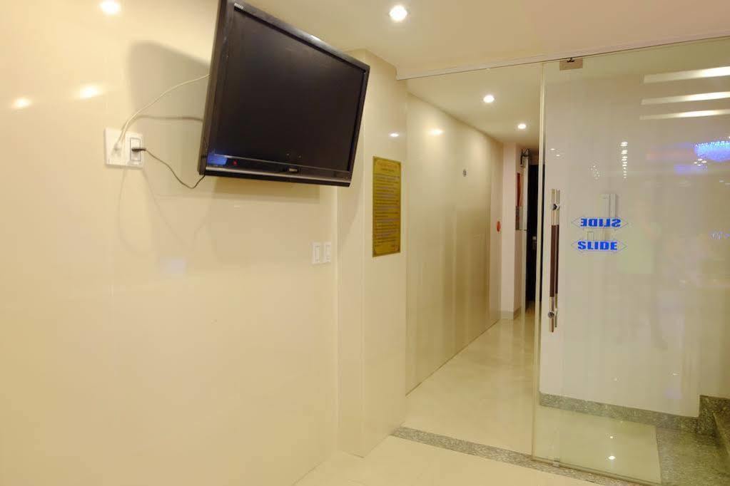 Fulmar Hotel Da Nang Bagian luar foto